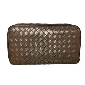Bottega Veneta Intrecciato Weave Taupe Leather Continental Wallet